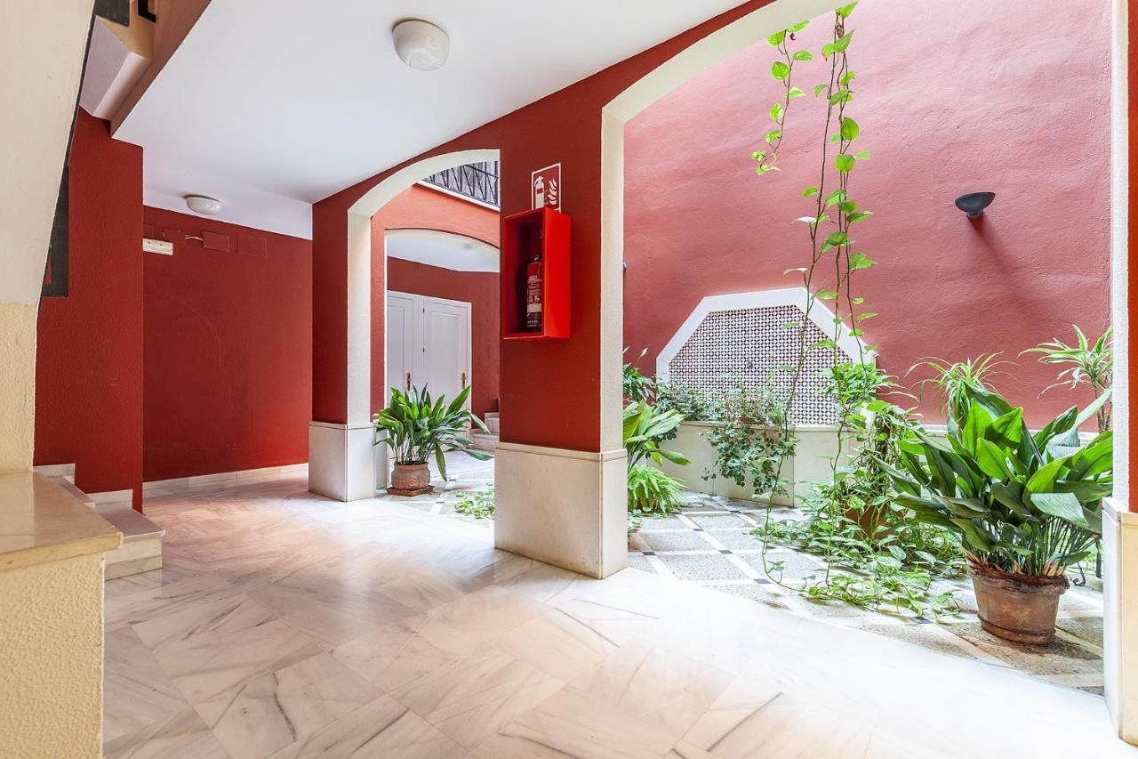 Precioso En Santa Cruz Lirio Bajo Apartment Seville Exterior photo